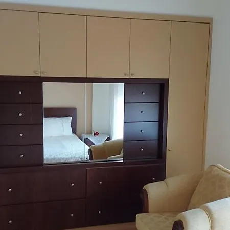 Amir Apartament ساراندا