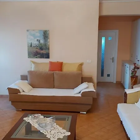 Amir Apartament شقة *